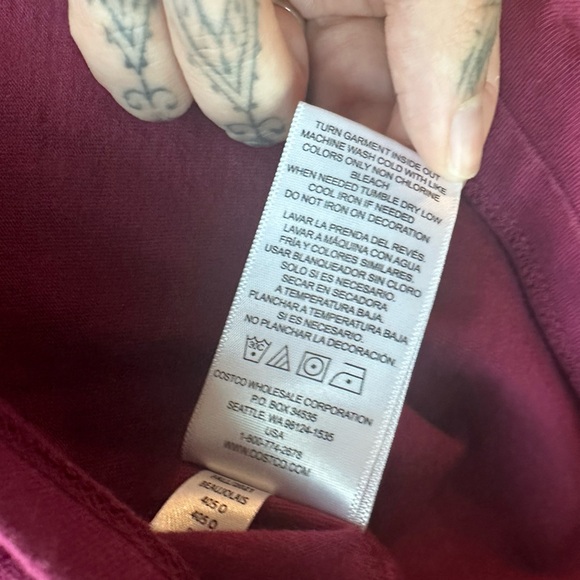 Champion Red Long Sleeve Tee Casual Athletic - Picture 4 of 5